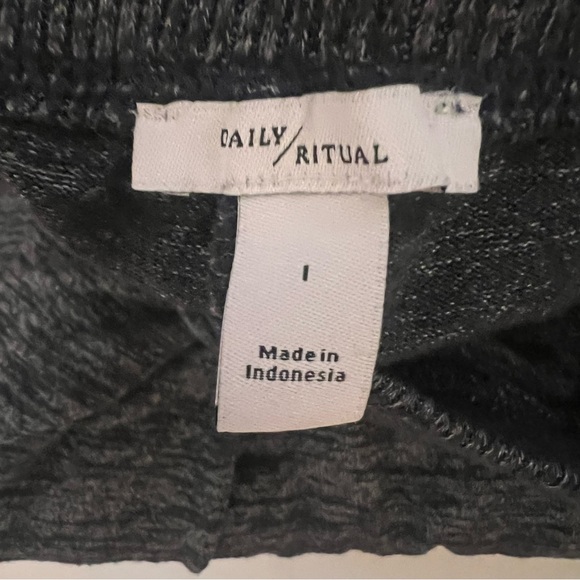 Daily Ritual Gray Wide Leg Pants - 3 pairs bundled - Picture 14 of 15
